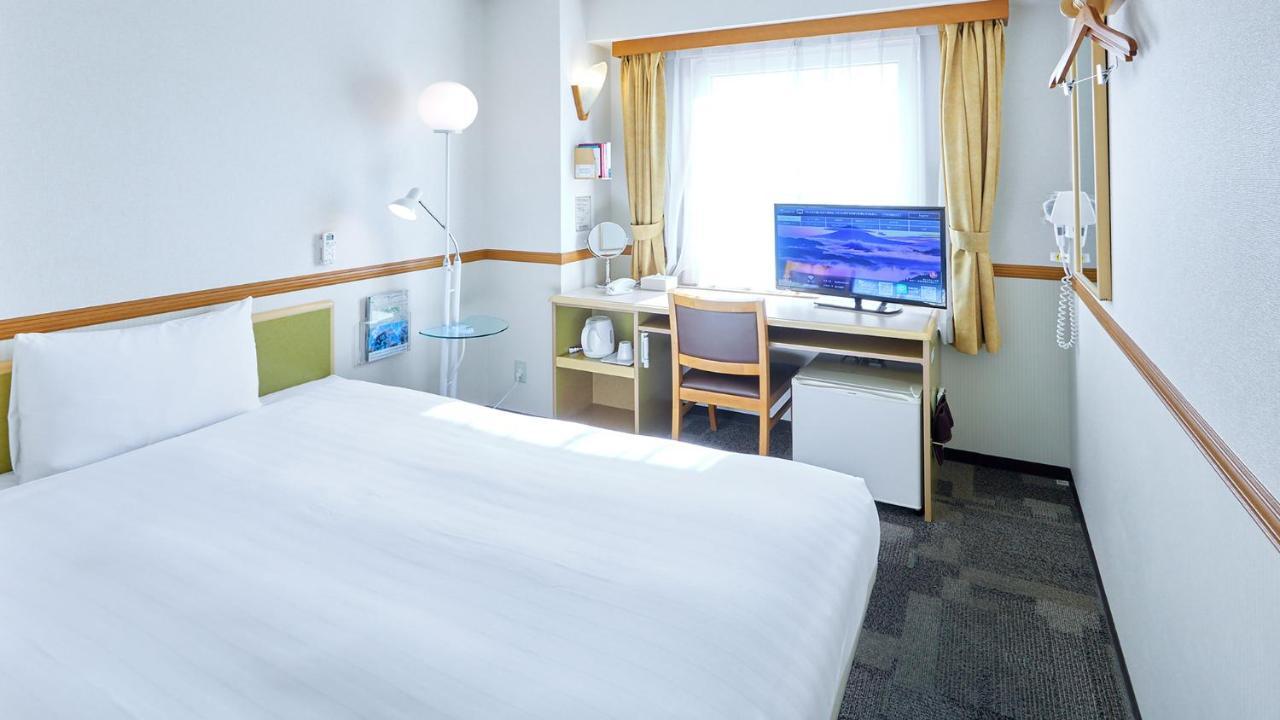 Toyoko Inn Shonan Hiratsuka Eki Kita Guchi No 2 Buitenkant foto